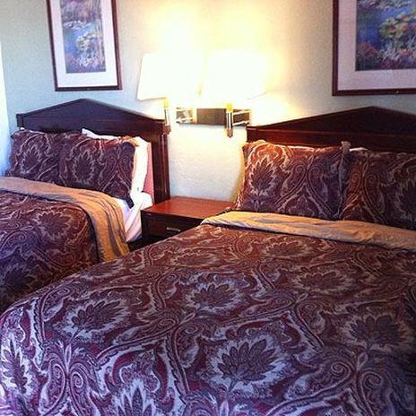 Holiday Motel - فريسنو الغرفة الصورة